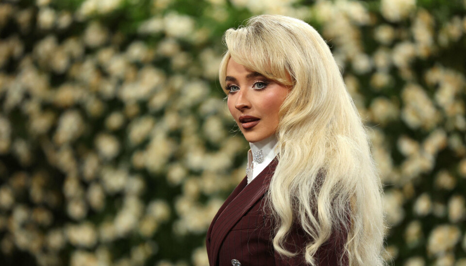 Sabrina Carpenter udgiver fredag sangen 'Manchild'. Her ses hun til årets Met Gala i New York City.