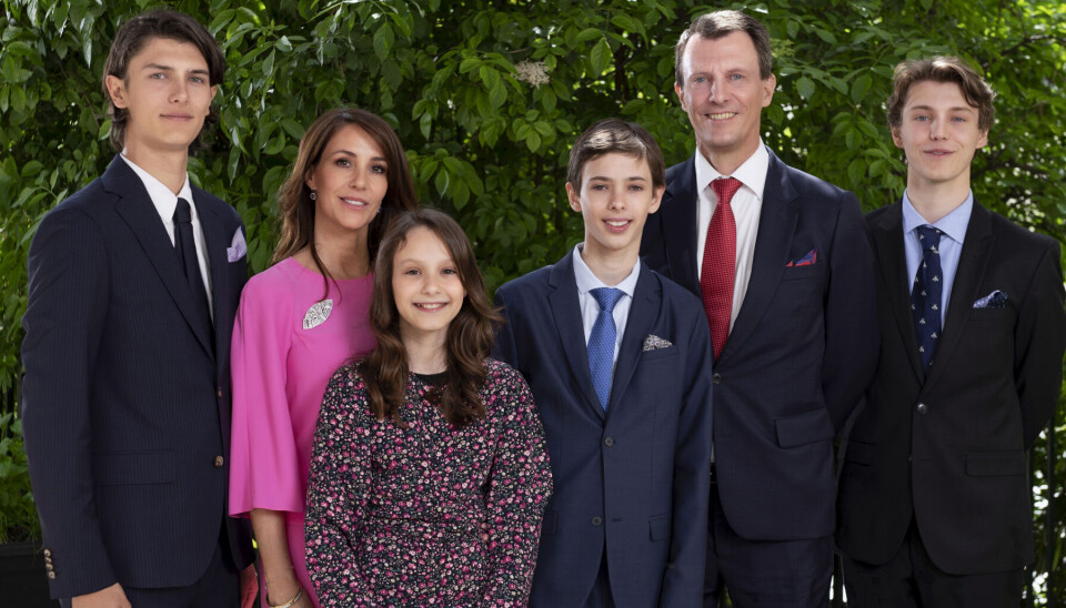 Prins Joachim, her sammen med prinsesse Marie og deres to fælles børn, grev Henrik og komtesse Athena, samt grev Nikolai og grev Felix som prinsen har fra sit ægteskab med grevinde Alexandra.