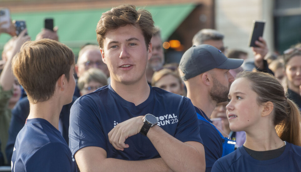 Kronprins Christian var pavestolt af lillesøster Josephine, efter hun havde tilbaget samtlige tre distancer ved Roya Run 2. Pinsedag