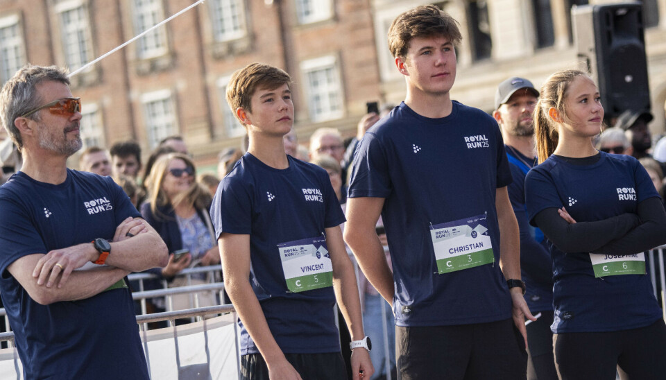 Kong Frederik, prins Vincent, kronprins Christian og prinsesse Josephine ses her kort før de begav sig ud på 10-kilometerdistancen i København ved dette års udgave af Royal Run.