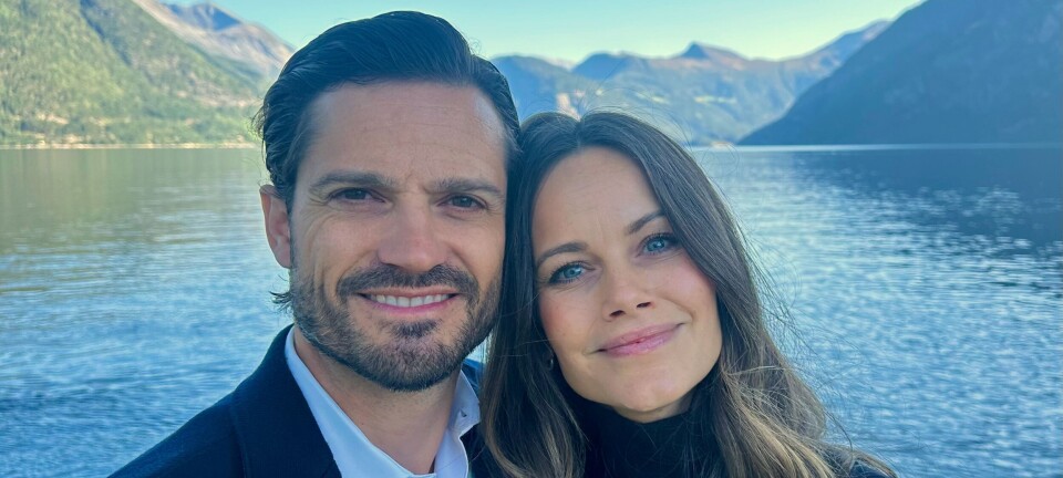 Prinsepar deler hidtil usete bryllupsbilleder