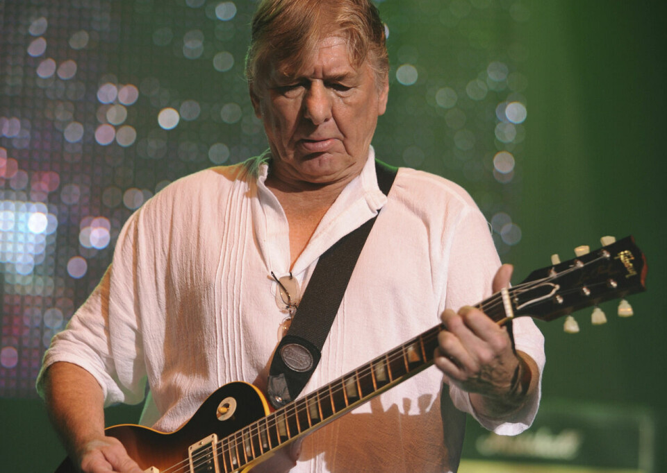 Guitaristen Mick Ralphs er død.