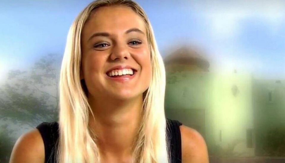 Caroline tester dildo: -Hold da op et bat