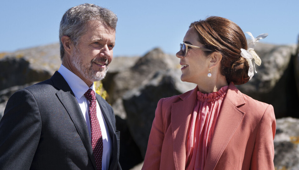 Frederik og Mary er med, når Danmark i dag officielt overtager EU-formandsskabet ved en ceremoni i Aarhus. Kongeparret forventes at ankomme til 'smilets by' ombord på Kongeskibet Dannebrog klokken 10.