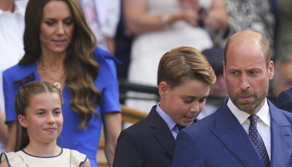 Prins William og prinsesse Kate ses her sammen med de to ældste af deres børn, 10-årige prinsesse Charlotte og prins George, der fylder 12 år i dag.