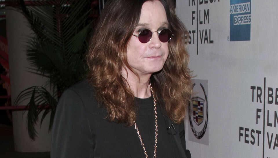 Ozzy Osbourne æres i hjembyen på den sidste rejse.