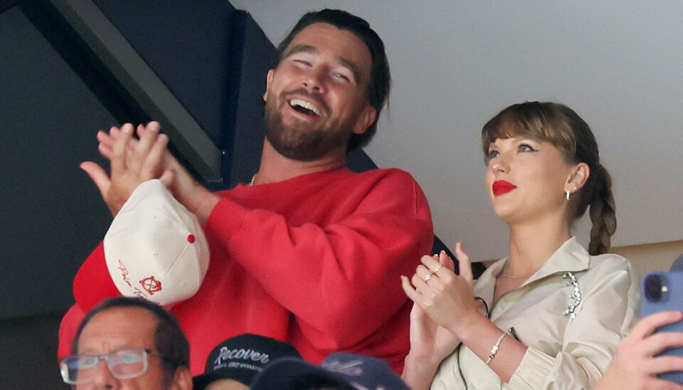 Popstjernen Taylor Swift annoncerede sidste år, at hun danner par med NFL-stjernen Travis Kelce, der spiller for Kansas City Chiefs. (Arkivfoto).