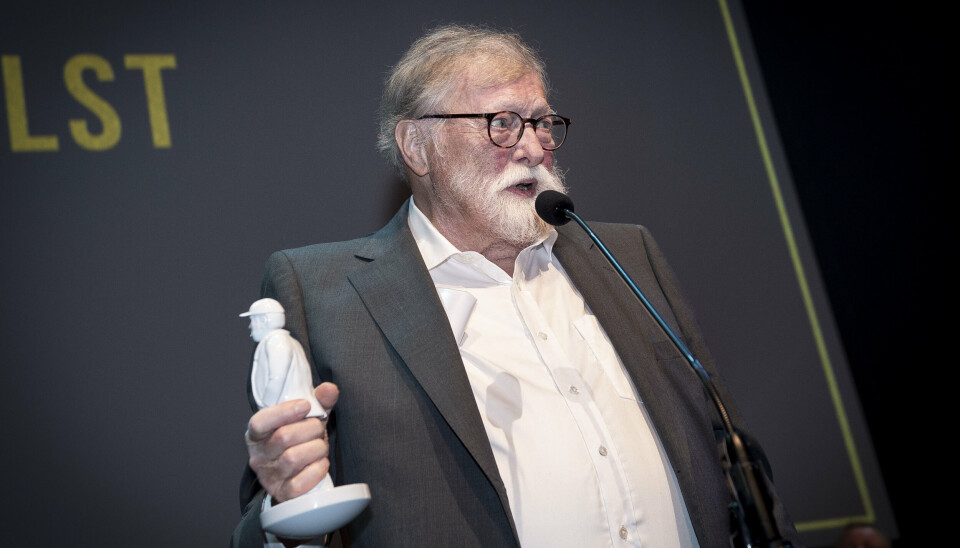 Per Holst er natten til lørdag sovet stille ind i sit hjem i en alder af 86 år, oplyser hans søn Anders K. Holst.