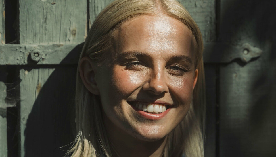 - Jeg kunne fornemme, det var rart for landmændene og bejlerne at tale med en, der sad med den fulde forståelse for, hvordan det er at stå på den side af programmet, siger Sofie Martinusen, om hvordan hun kunne bidrage til programmet som tidligere bachelorette. (PR-foto).