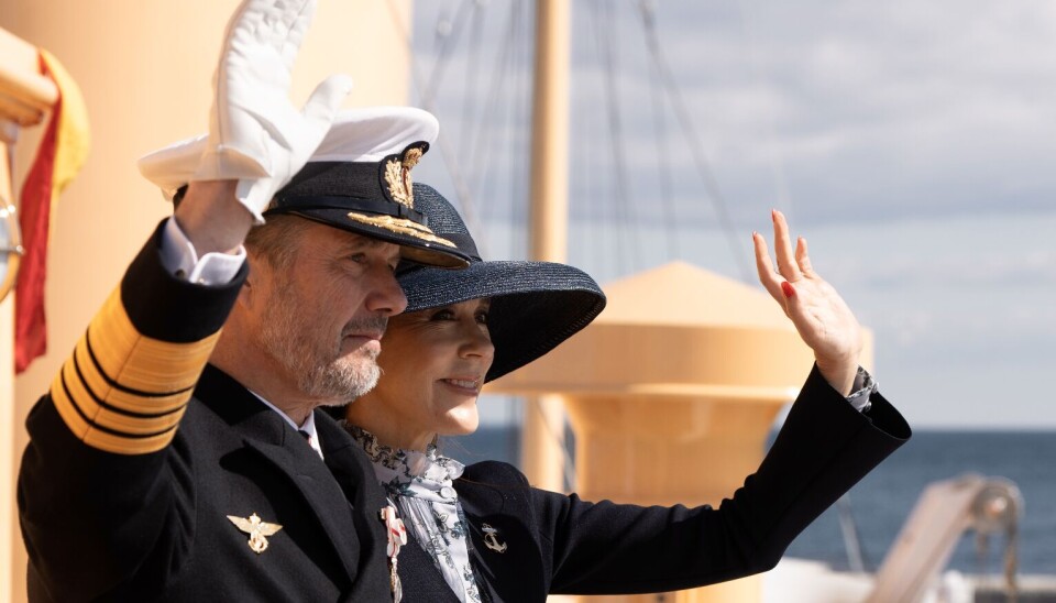 Billedet her er fra kongeparrets officielle ombordstigning på Kongeskibet Dannebrog den 7. maj.