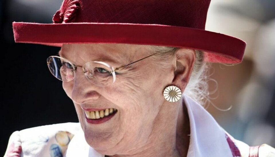 Se billedet: Margrethe hygger med sine søstre på sommerslot Dronning Margrethe har været på sommervisit på Gråsten Slot, hvor hun fik selskab af sine søstre, prinsesse Benedikte og dronning Anne-Marie. Se billedet nederst i artiklen. Arkivfoto: Mathias Løvgreen Bojesen/Scanpix.