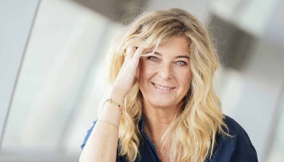 Paprika Steen er uddannet skuespiller og er kendt fra film som 'Festen', 'Den eneste ene' og 'Applaus'. I 2004 debuterede hun som filminstruktør med dramaet 'Lad de små børn ...'. 'Det nye år' er hendes femte film som instruktør.