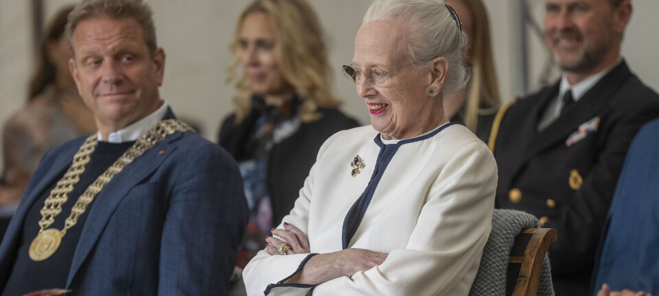 Se video: Dronning Margrethe i voldsomt vejr