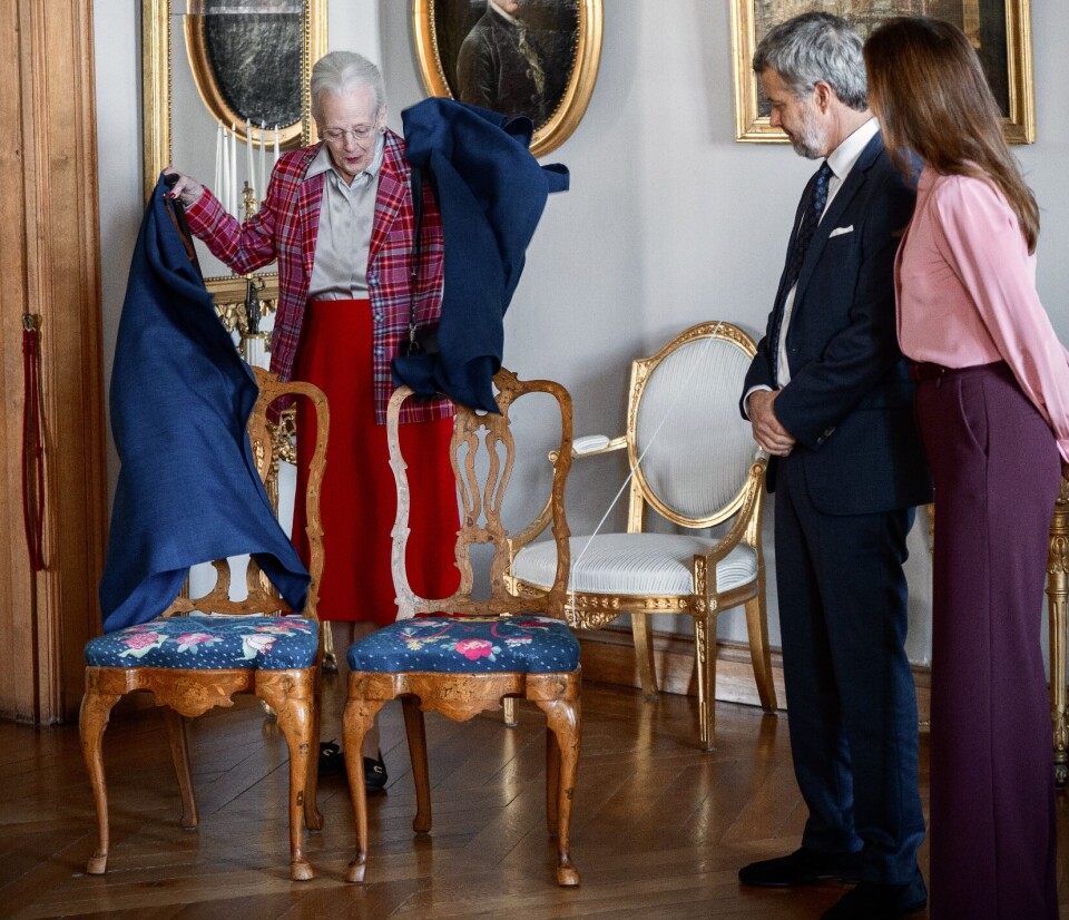 Dronning Margrethe afslører den smukke gave for sin søn og svigerdatter.