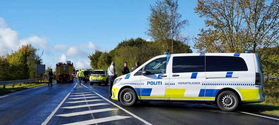 Mand død i å: Politiet deler nyt