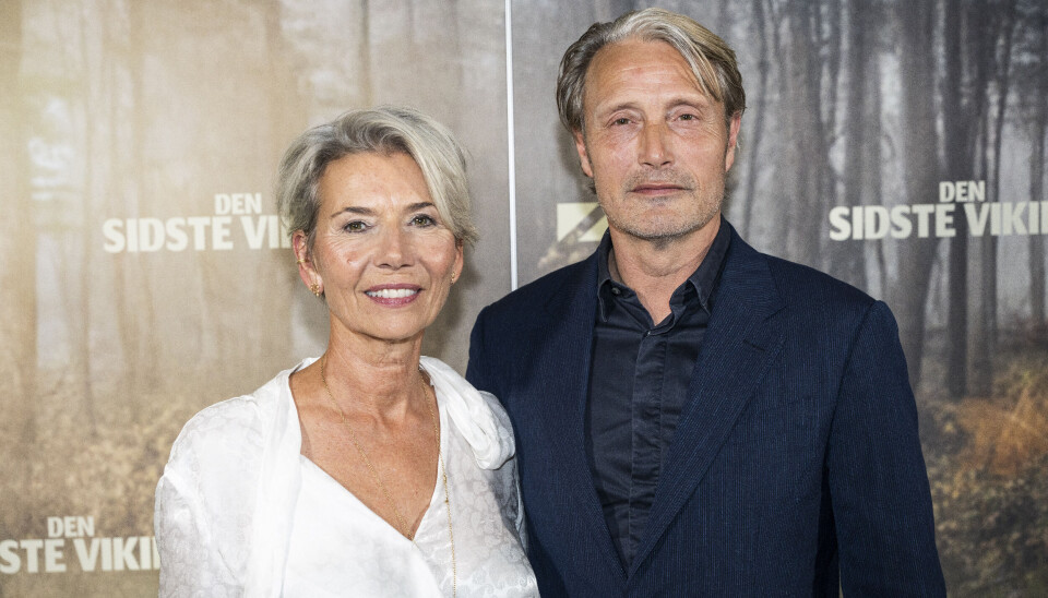 Mads Mikkelsen med hustruen Hanne Jacobsen