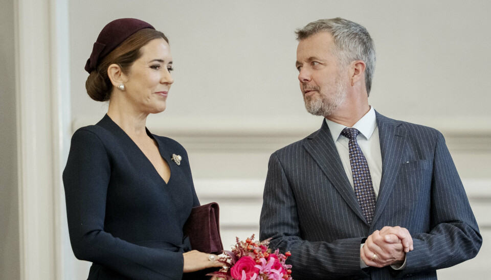 Dronning Mary og Kong Frederik var med til Folketingets åbning tirsdag. Senere i oktober skal kongeparret på statsbesøg i Letland. (Arkivfoto).