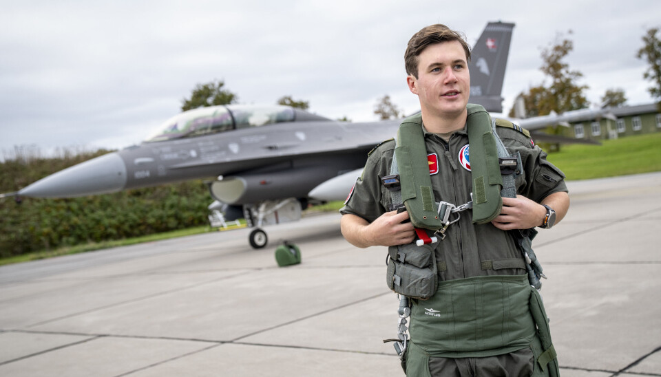 Kronprins Christian flyver med ombord på F-16 fly fra Skrydstrup Kaserne mandag den 13. oktober 2025. Flyvningen er en af de sidste daglige træningsflyvninger for kampflyet F16. Senere i år erstattes F-16 af F-35 som kun har plads til piloten..