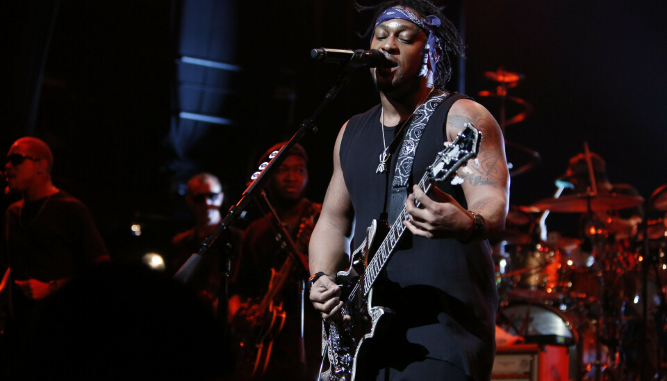 D'Angelo ses her optræde på Apollo Theatre i den amerikanske storby New York i 2015.