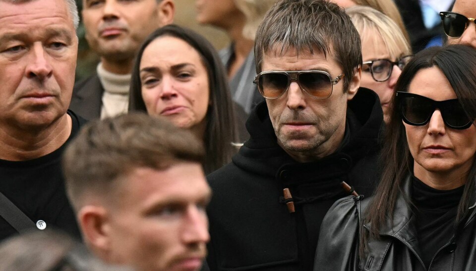 Oasis-frontmanden Liam Gallagher sagde et sidste farvel til Manchester-bysbarnet, Ricky Hatton.