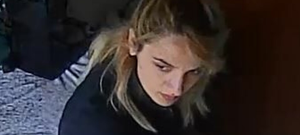 Efterlyst for tricktyveri: Kvinde manglede 50.000 kroner i pungen