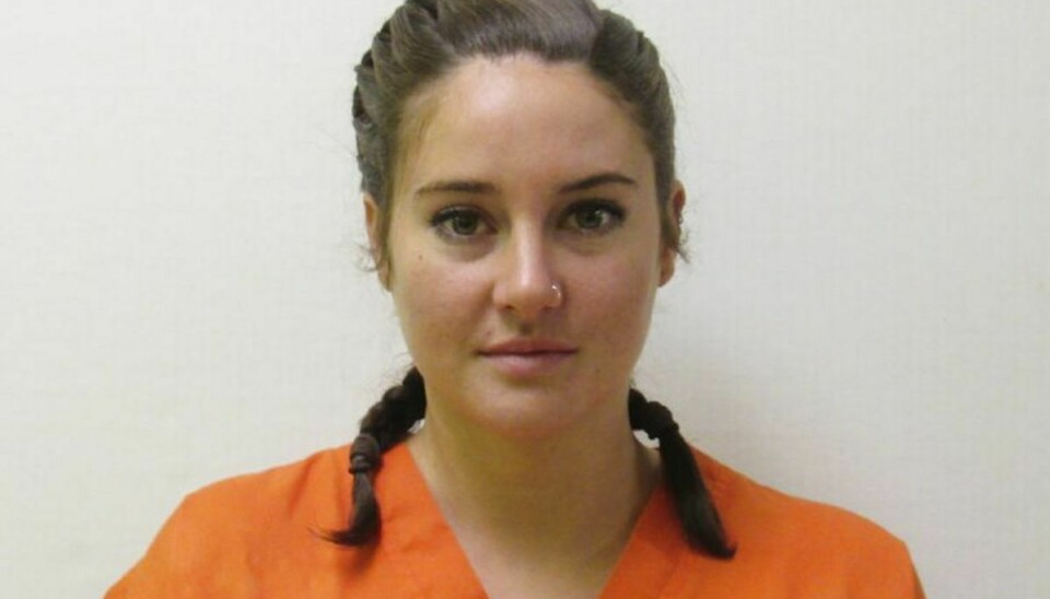 Den uge skuespillerinde blev arresteret foran 40.000 af sine fans. Men hun er langt fra den eneste kendis, der er endt i spjældet. Klik videre i galleriet for at se, hvilke andre stjerner, der har været på kant med loven.Foto: Morton County Politi / SCANPIX