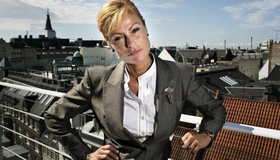 Rigmor Zobel sagsøger Se og Hør: Så mange penge kræver hun endis-advokaten Rigmor Zobel har sagsøgt Se og Hør. Hun kræver godtgørelse, fordi ugebladet i flere artikler i oktober 2014 nævnte hendes børns navne i forbindelse med en mindre færdselssag. Foto: Scanpix/Niels Ahlmann Olesen