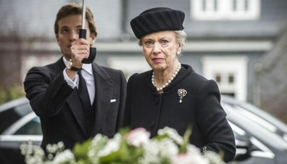 Prinsesse Benedikte ankommer til hendes mand Prins Richards bisættelse. KLIK VIDERE OG SE FLERE BILLEDER FRA BISÆTTELSEN. Foto: Ida Marie Odgaard/Scanpix. Prinsesse Benedikte ankommer til hendes mand Prins Richards bisættelse. KLIK VIDERE OG SE FLERE BILLEDER FRA BISÆTTELSEN. Foto: Ida Marie Odgaard/Scanpix.