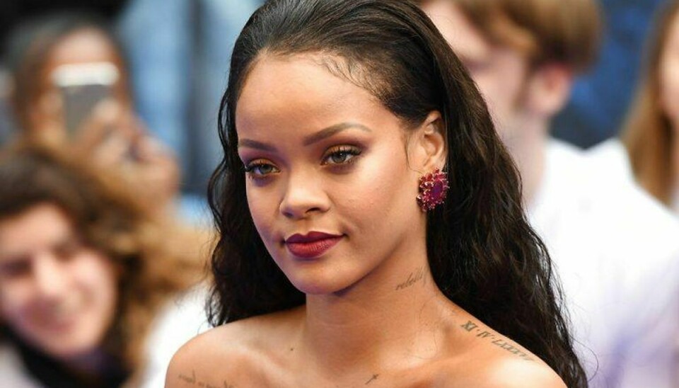 Rihanna luftede gigantbarmen ved filmpremieren. KLIK VIDERE OG SE BILLEDERNE, HVOR RIHANNA VISER BARMEN FREM. Foto: Chris J Ratcliffe/Scanpix.