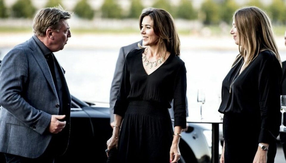 Mary strålede til åbningen af denne festival