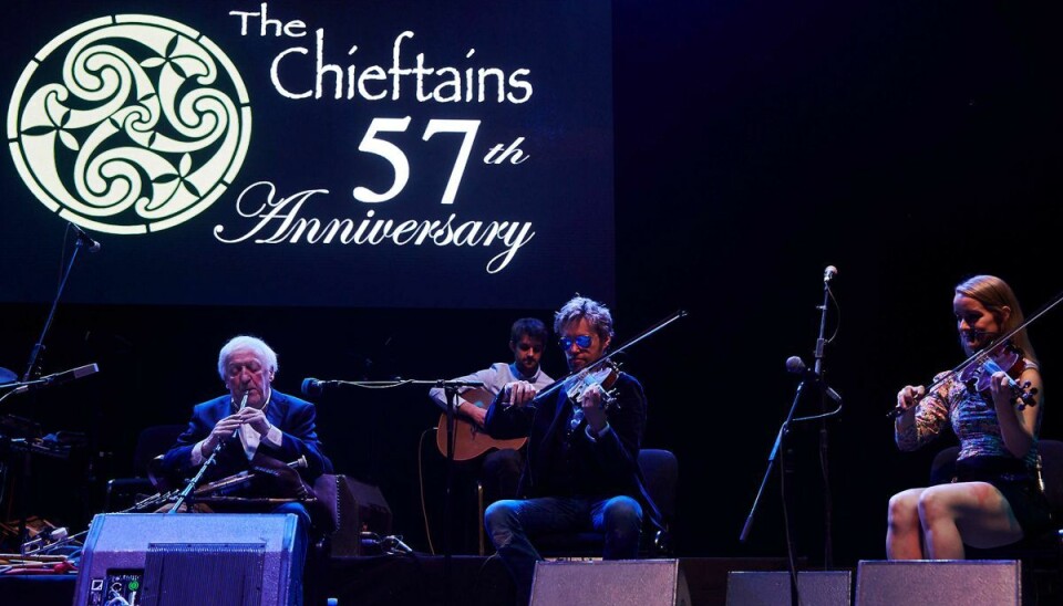 The Chieftains med Paddy Moloney længst til venstre. The Chieftains med Paddy Moloney længst til venstre.