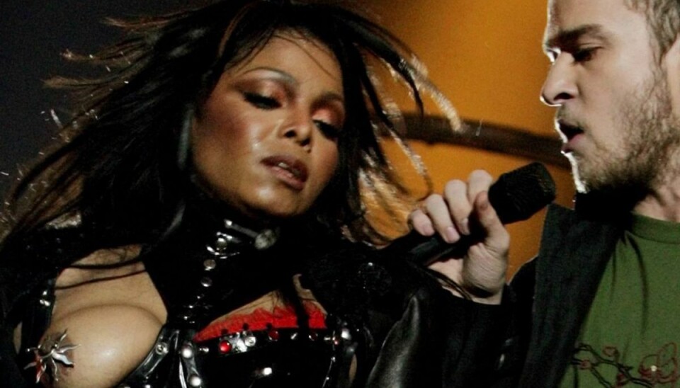 Efter brystsmutter: Super Bowl inviterer Timberlake tilbage Justin Timberlake og Janet Jackson trak overskrifter for alt andet end deres musikalske optræden på scenen, da de stod for pauseunderholdningen ved Super Bowl i 2014. Nu får Timberlake en ny chance. Foto: Reuters/Win Mcnamee (Arkivfoto)
