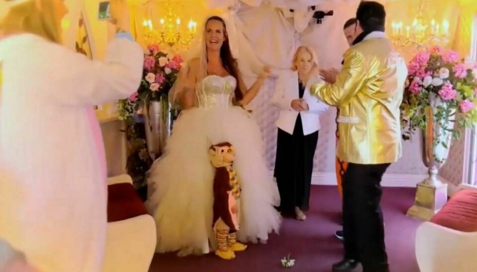 Så blev Geggo og Cengiz gift. Foto: TV3.