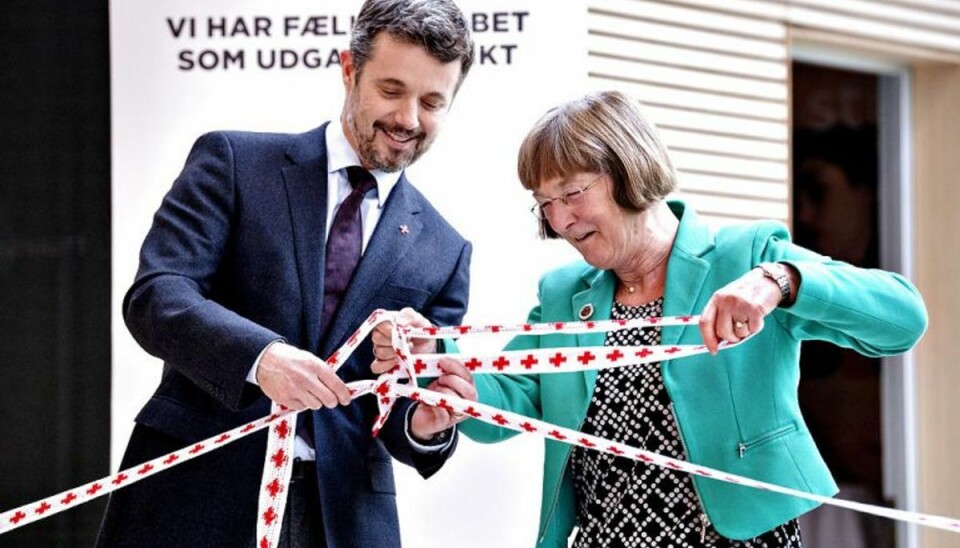 Frederik indvier hus for sårbare personer