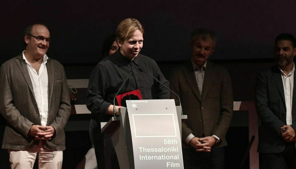 Hlynur Pàlmason modtog søndag aften prisen som årets instruktør og årets danske spillefilm ved Robert Prisen. Foto: Scanpix/Sakis Mitrolidis