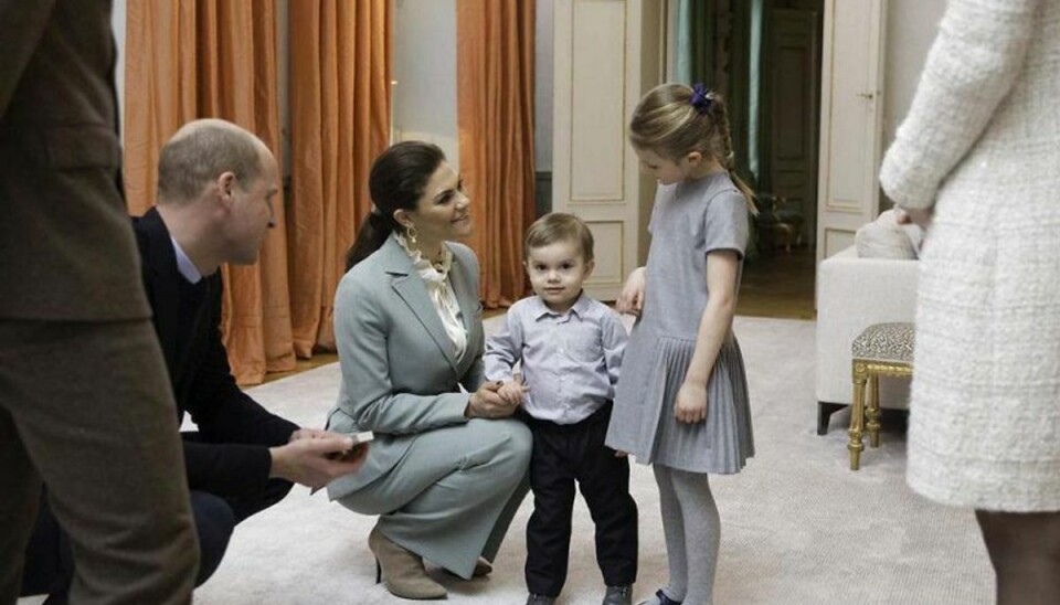 Lille prins og prinsesse møder William og Kate
