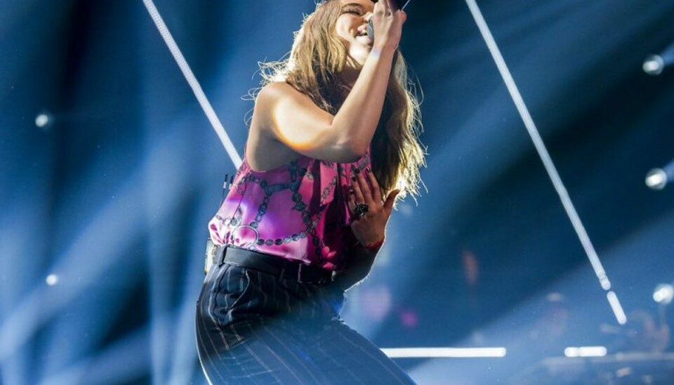 X Factor-deltagerne hædrer kvinder