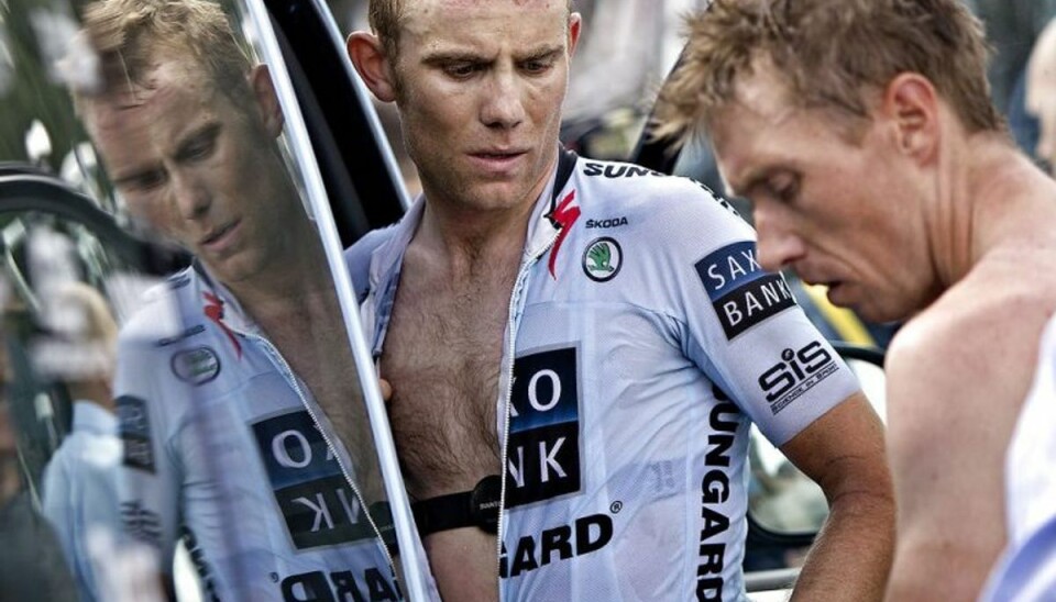 Reddet af motionister: Dansk sportsstjerne falder om med hjertestop Her ses Brian Vandborg (til venstre) og Nicki Sørensen under Tour de France 2011. Foto: Scanpix