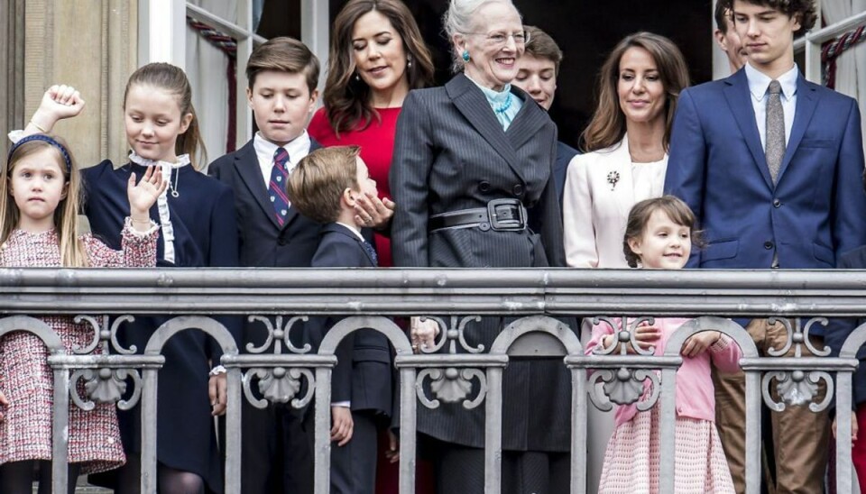 Det danske kongehus går en travlt periode i møde. I maj er der nok at tage sig til af officielle arrangementer. KLIK og få hele overblikket her. Foto: Scanpix Det danske kongehus går en travlt periode i møde. I maj er der nok at tage sig til af officielle arrangementer. KLIK og få hele overblikket her. Foto: Scanpix