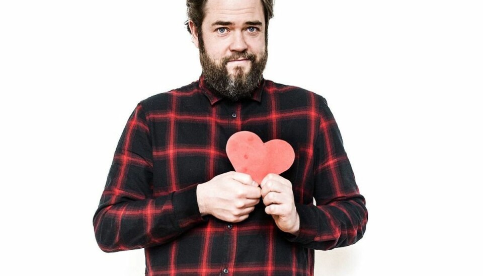 Esben Dalgaard får sit at se til, når han skal have fødderne til at makke ret i Vild med Dans. Foto: Scanpix.