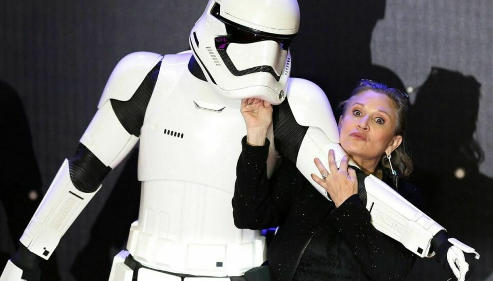Carrie Fisher er ganske vist død, men hun er stadig med som Leia Organa i den kommende Star Wars-film. Foto: Scanpix