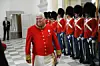 Jørgen Mads Clausen iført den fine kammerherre-uniform. (Foto: Scanpix)