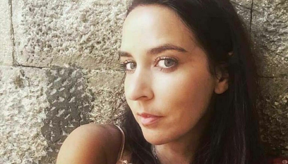 Tv-vært og sangerinde ramt af kræft Louise Hart har fået fjernet det ene bryst efter hun fik konstateret brystkræft. Foto: Facebook.
