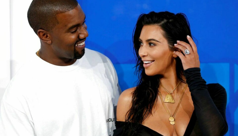 Rapperen Kanye West har valgt at sige farvel til de social medier, men konen Kim Kardashian lever videre online. Foto: Scanpix