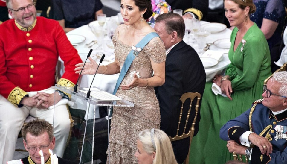 Kronprinsesse Marys tale ved kronprins Frederiks fødselsdag har nu vundet prisen som årets tale. KLIK VIDERE FOR AT SE BILLEDER FRA OVERRÆKKELSEN AF PRISEN. (Foto: Henning Bagger/Ritzau Scanpix) Kronprinsesse Marys tale ved kronprins Frederiks fødselsdag har nu vundet prisen som årets tale. KLIK VIDERE FOR AT SE BILLEDER FRA OVERRÆKKELSEN AF PRISEN. (Foto: Henning Bagger/Ritzau Scanpix)