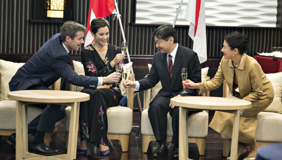 Det danske kronprinspar besøgte i 2017 Japan, og her mødte de Kronprinsesse Masako og hendes mand, kronprins Naruhito. KLIK FOR FLERE BILLEDER. (Foto: Henning Bagger/Scanpix 2017) Det danske kronprinspar besøgte i 2017 Japan, og her mødte de Kronprinsesse Masako og hendes mand, kronprins Naruhito. KLIK FOR FLERE BILLEDER. (Foto: Henning Bagger/Scanpix 2017)