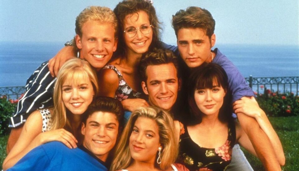 Få dage efter Luke Perrys død er endnu en kendt skuespiller fra Beverly Hills 90210 gået bort. KLIK VIDERE OG SE HVEM VI DENNE GANG HAR MISTET. Arkivfoto: Scanpix. Få dage efter Luke Perrys død er endnu en kendt skuespiller fra Beverly Hills 90210 gået bort. KLIK VIDERE OG SE HVEM VI DENNE GANG HAR MISTET. Arkivfoto: Scanpix.