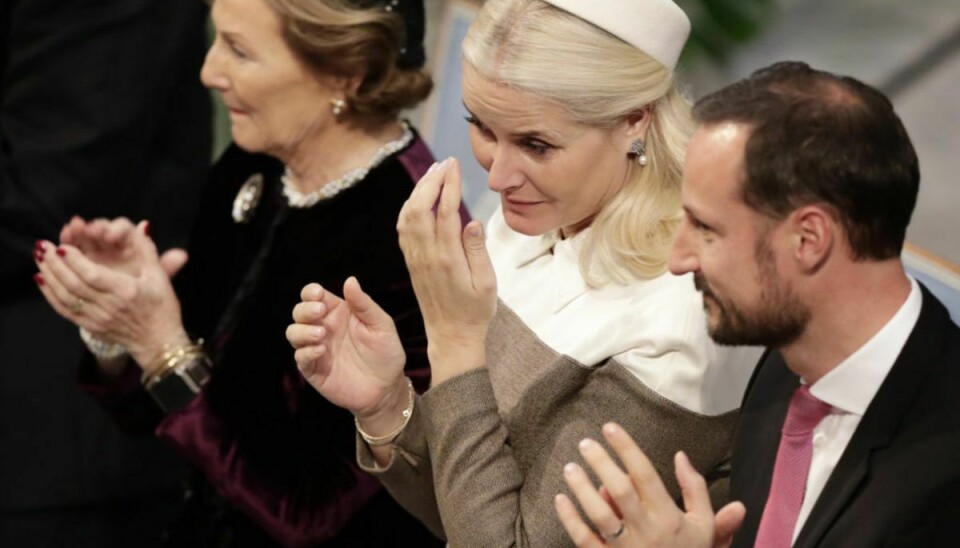 Kronprinsesse Mette-Marit fældede en tåre, da Nobels Fredspris mandag blev uddelt på Rådhuset i Oslo. KLIK FOR FLERE BILLEDER FRA PRISUDDELINGEN. (Berit Roald / NTB scanpix via AP)