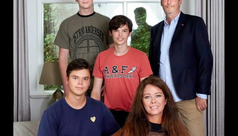 Han lider af det, der hedder løbsk tale. Foto: TV2 / Camilla Hey Han lider af det, der hedder løbsk tale. Foto: TV2 / Camilla Hey
