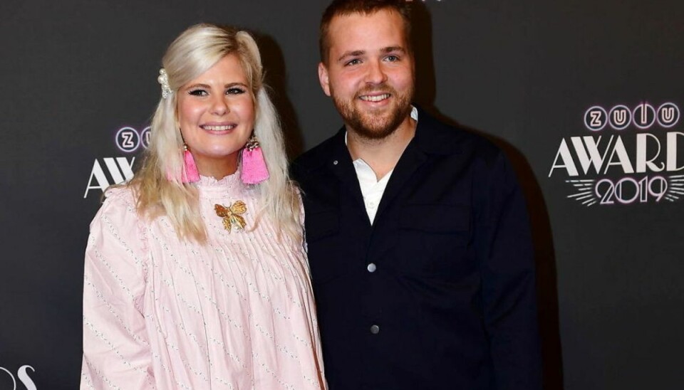 Sofie Linde og Joakim Ingversen fik prisen for årets webstar – en pris de var nomineret til for deres humoristiske Instagram-videoer. (Foto: Jonas Olufson/Scanpix 2019) Sofie Linde og Joakim Ingversen fik prisen for årets webstar – en pris de var nomineret til for deres humoristiske Instagram-videoer. (Foto: Jonas Olufson/Scanpix 2019)